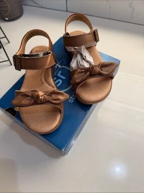 Toddler Girl stride rite sandals